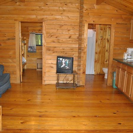 Robin Hill Camping Resort One-Bedroom Cottage 8 Lenhartsville ภายนอก รูปภาพ