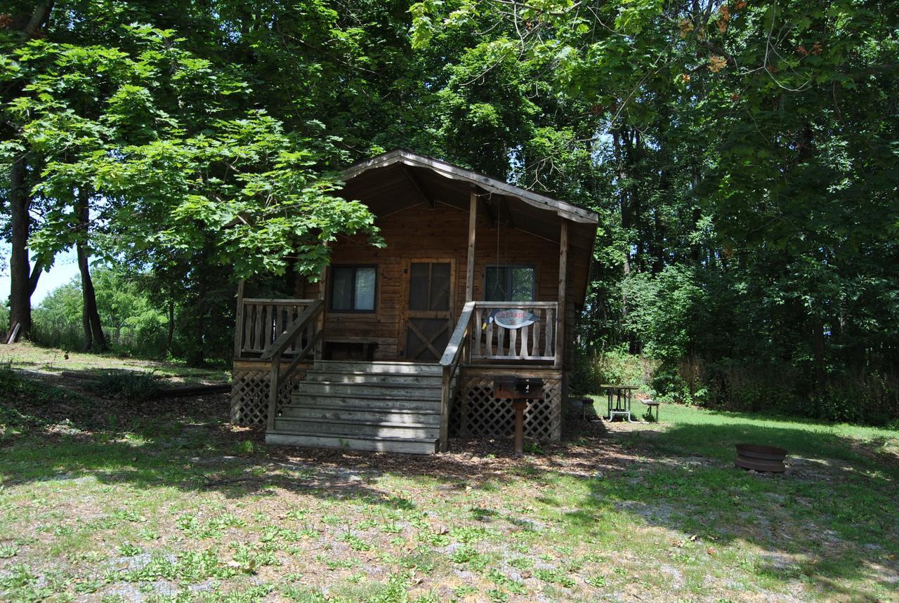 Robin Hill Camping Resort One-Bedroom Cottage 8 Lenhartsville ภายนอก รูปภาพ