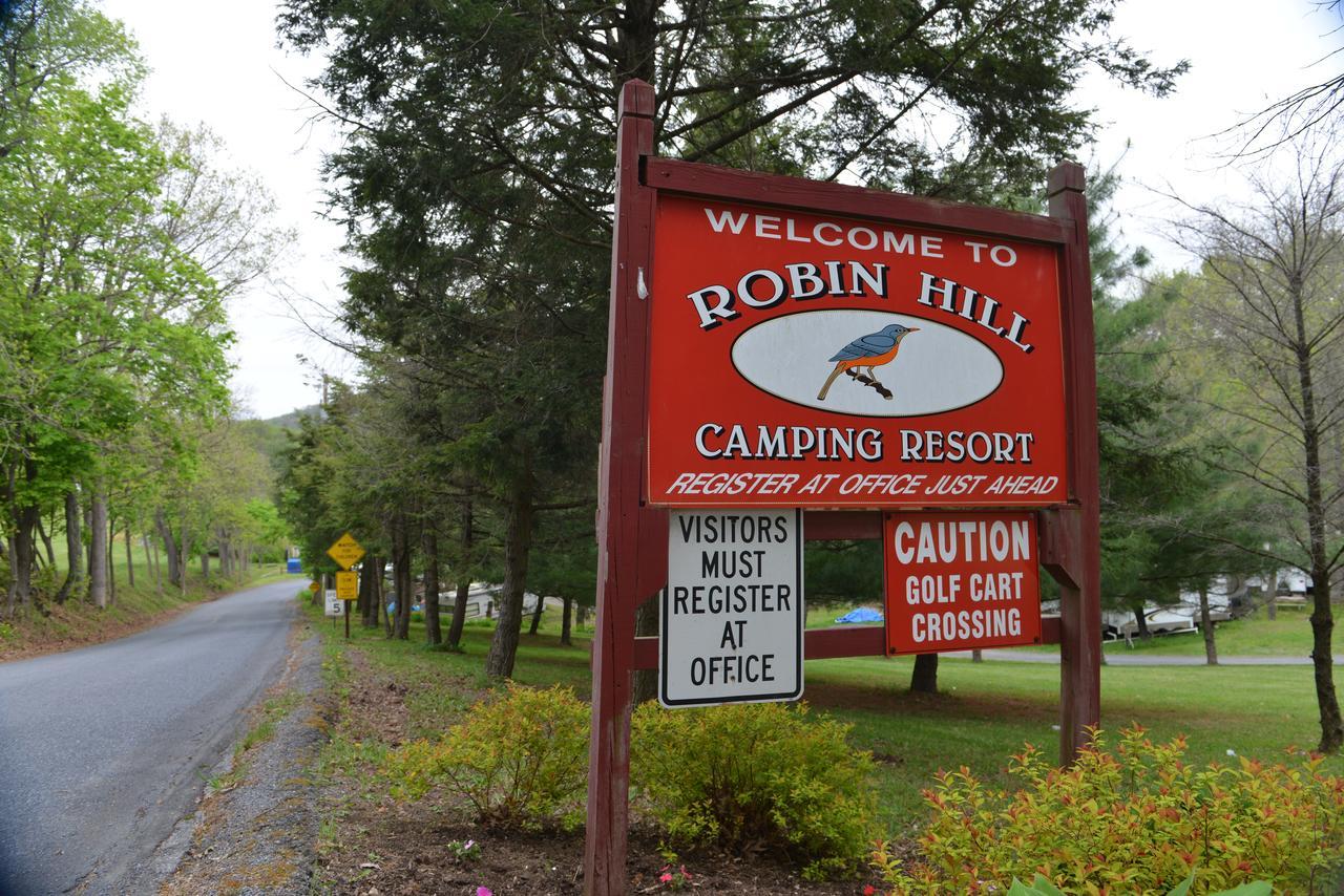 Robin Hill Camping Resort One-Bedroom Cottage 8 Lenhartsville ภายนอก รูปภาพ