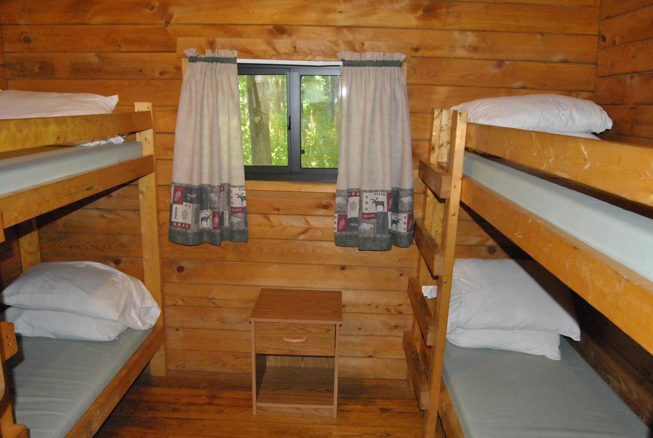 Robin Hill Camping Resort One-Bedroom Cottage 8 Lenhartsville ภายนอก รูปภาพ